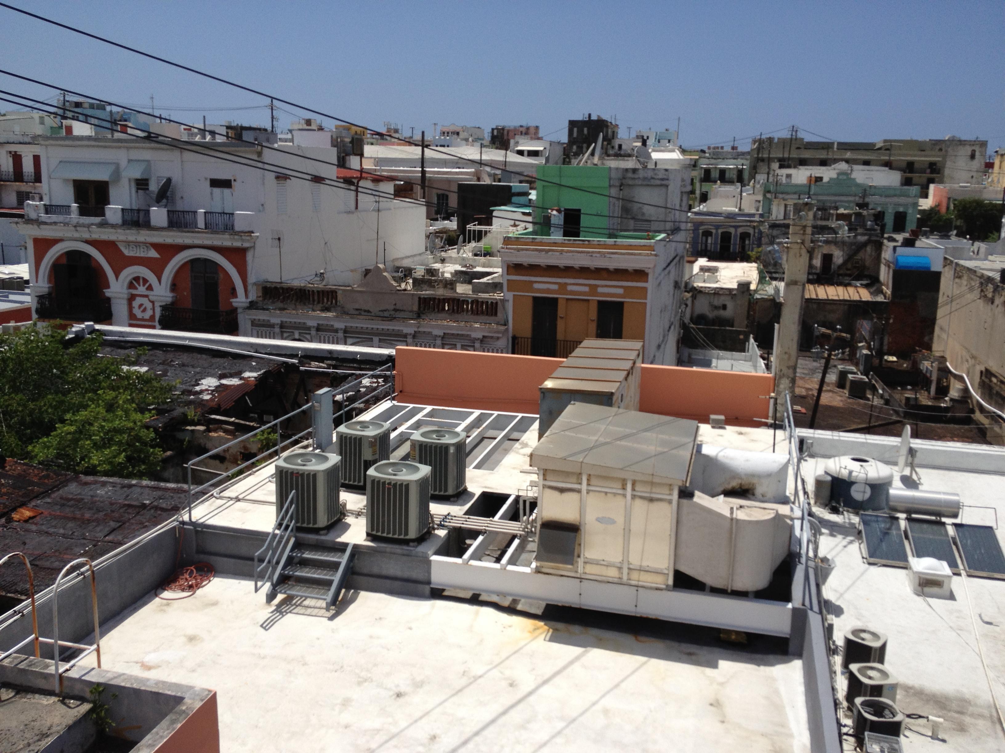 Calle de la Fortaleza 353 - Sanatorio de la Sociedad Espanola de Auxilio Mutuo y Beneficencia de Puerto Rico 1883 - San Juan (Viejo San Juan) - 2012 00007